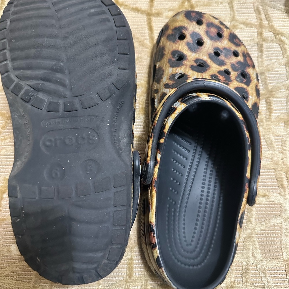 Crocs